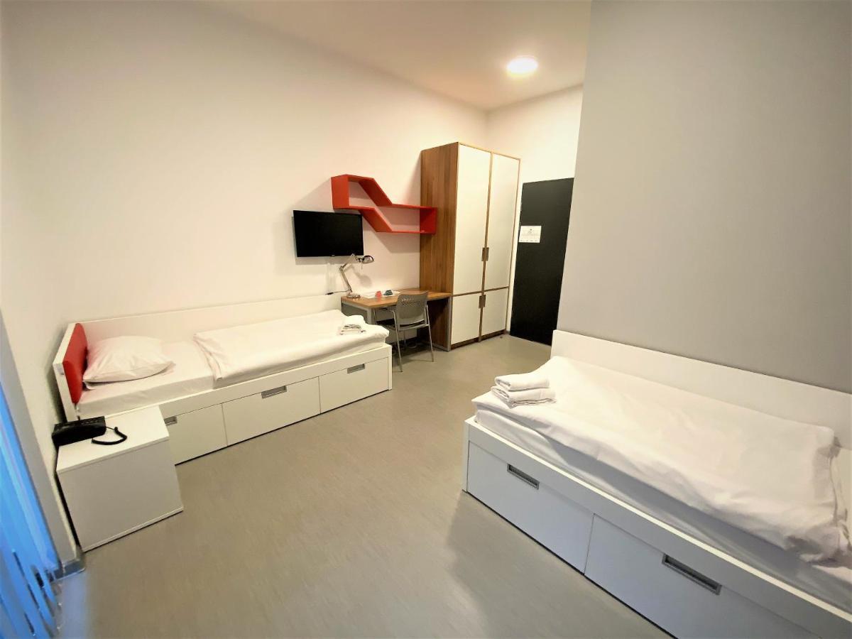 Hotel apartamentowy Polonia *